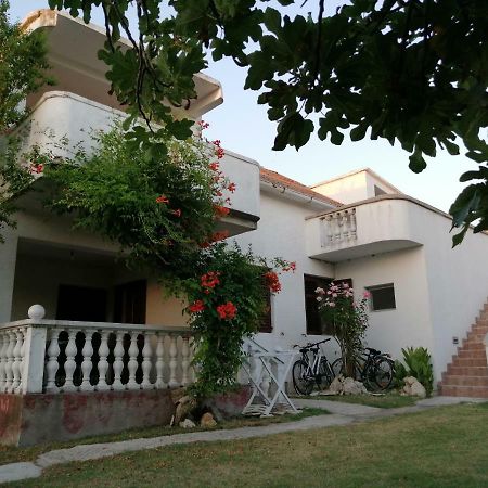 Apartmani Petra Vrsi Dış mekan fotoğraf