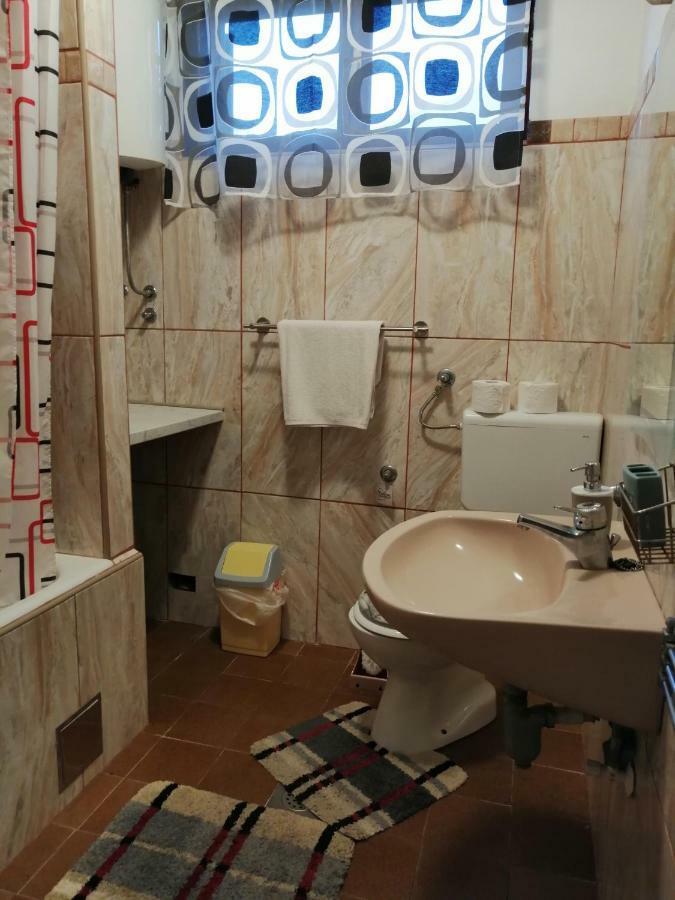 Apartmani Petra Vrsi Dış mekan fotoğraf