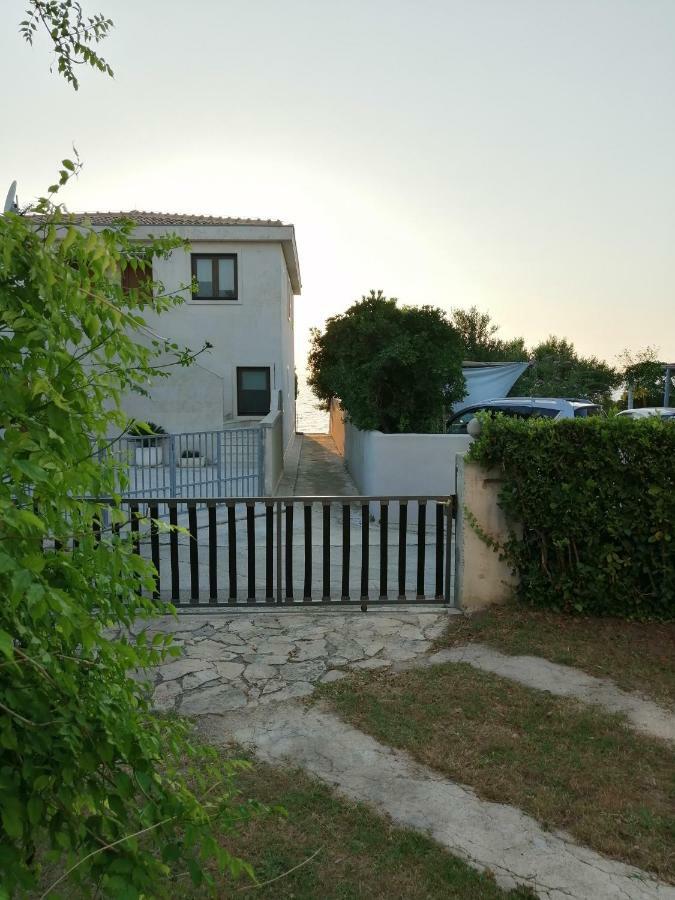 Apartmani Petra Vrsi Dış mekan fotoğraf