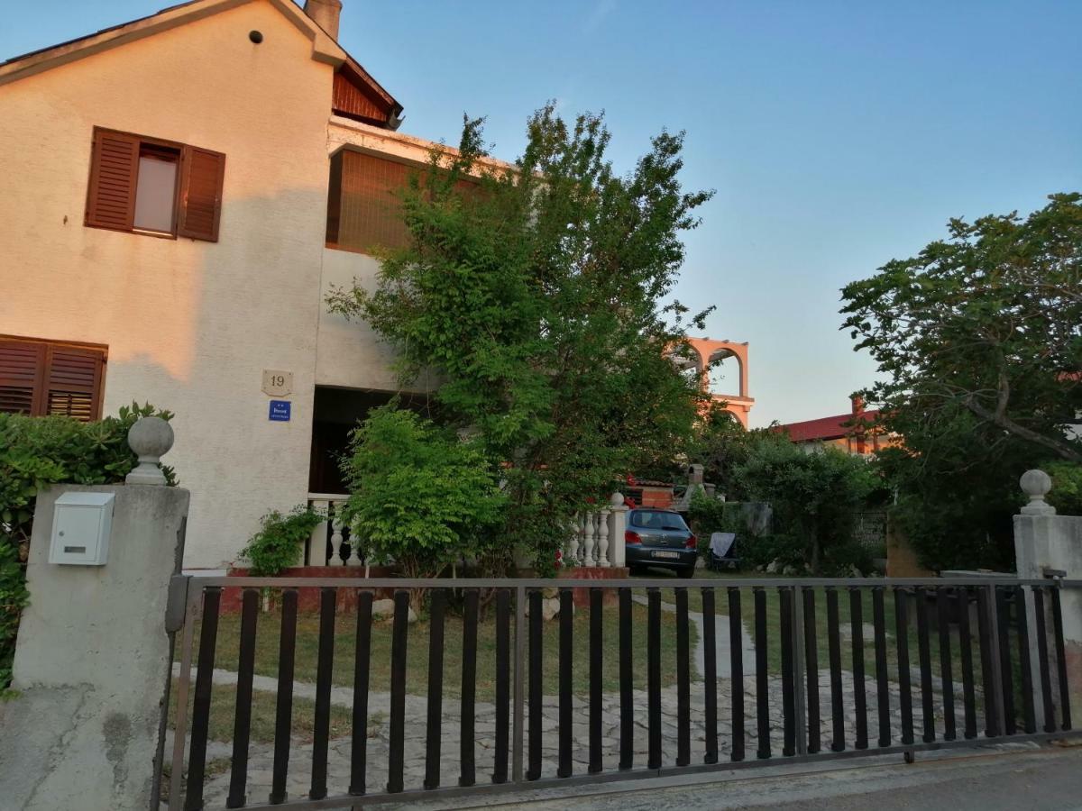 Apartmani Petra Vrsi Dış mekan fotoğraf